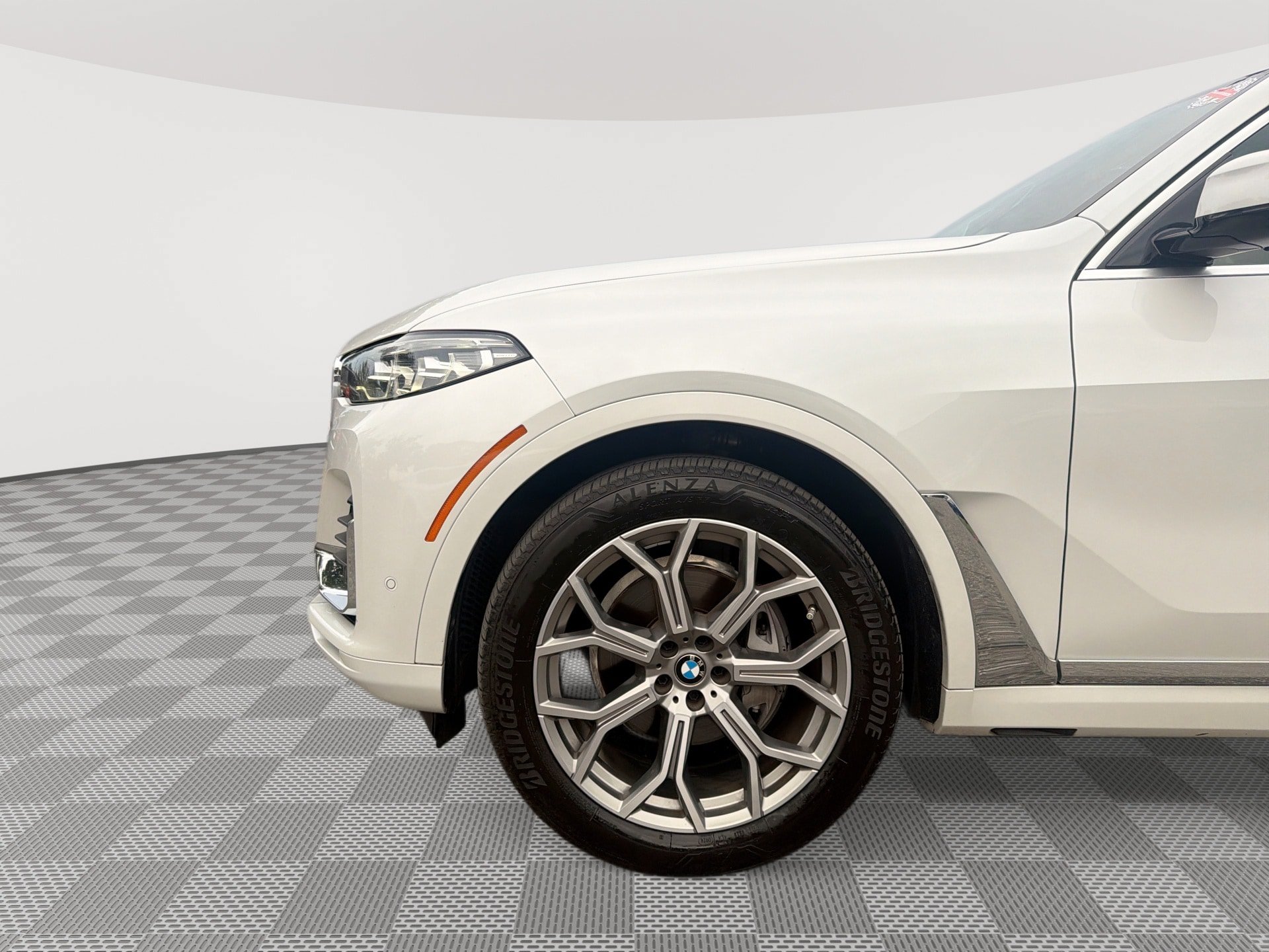 Used 2019 BMW X7 xDrive40i w/ Premium Package AWD/4WD image 19