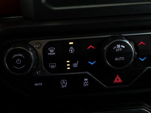 Used 2021 Jeep Wrangler Rubicon w/ Cold Weather Group image 32