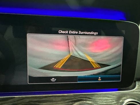 Used 2019 Mercedes-Benz E 300 image 17