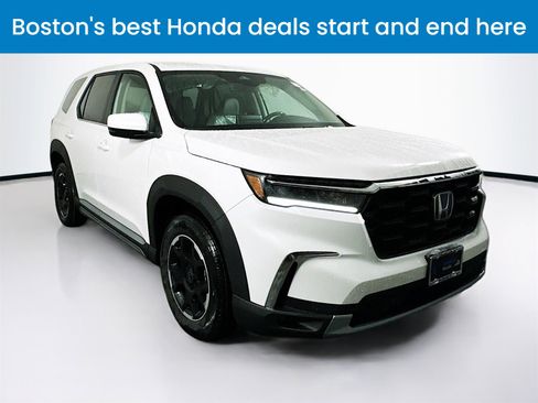 Used 2025 Honda Pilot EX-L image 1