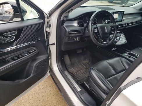 Used 2021 Lincoln Corsair AWD w/ Equipment Group 101A image 13
