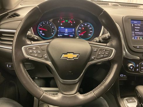 Used 2022 Chevrolet Equinox LT AWD/4WD image 4