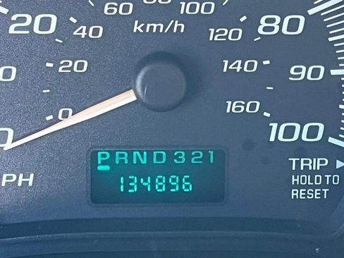 Used 2007 Chevrolet Express 2500 image 13