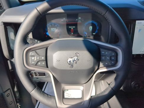 New 2025 Ford Bronco Badlands image 62