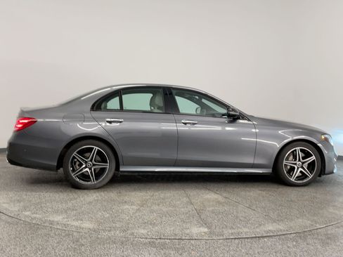 Used 2018 Mercedes-Benz E 300 4MATIC image 7