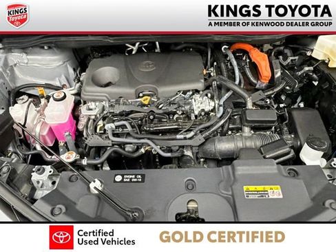 Used 2025 Toyota Sienna XLE Woodland Edition AWD/4WD image 31