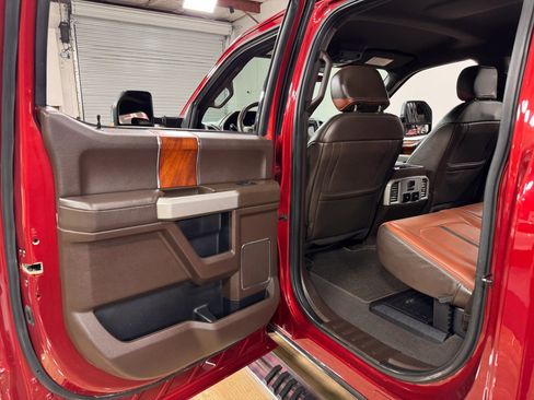 Used 2019 Ford F250 King Ranch w/ Chrome Package image 10