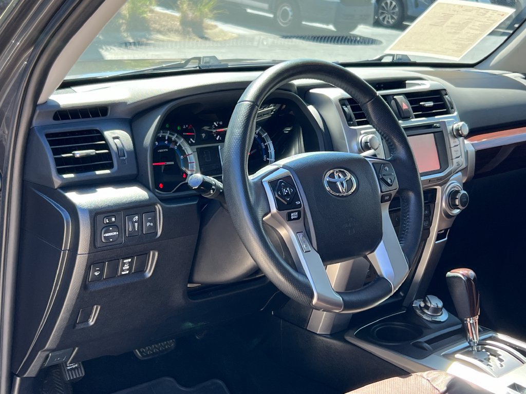 Used 2015 Toyota 4Runner Limited AWD/4WD image 5