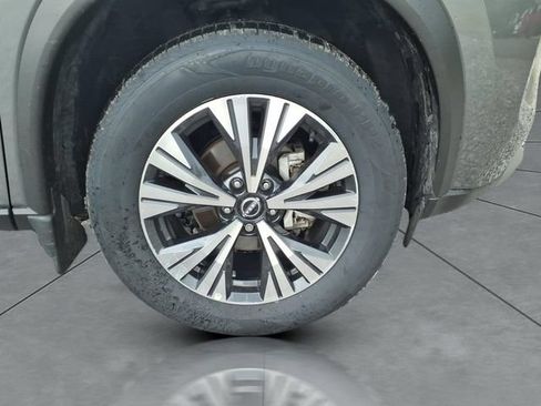 Certified 2023 Nissan Rogue SV w/ SV Premium B Package AWD/4WD image 27