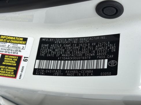 Certified 2025 Toyota Camry LE FWD image 30