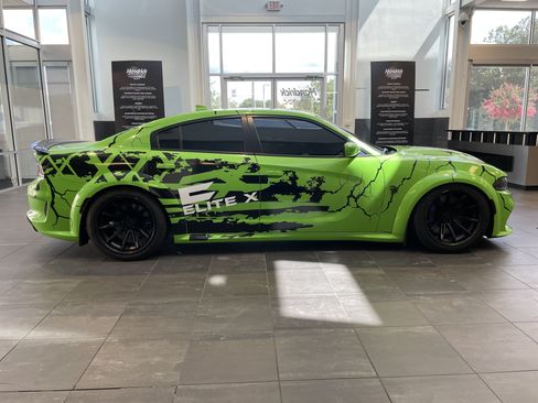 Used 2022 Dodge Charger SRT Hellcat w/ Alcantara Interior Package RWD image 12