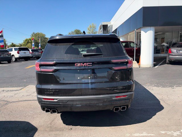 Used 2025 GMC Acadia Elevation w/ Elevation Premium Package FWD image 6