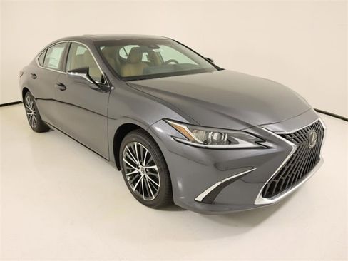 New 2025 Lexus ES 350 w/ Premium Package image 6