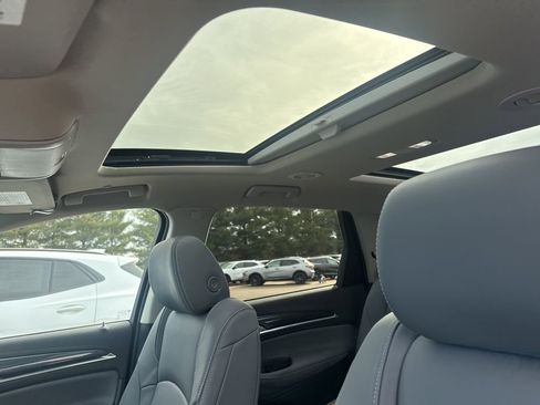 Used 2020 Buick Enclave Essence w/ Sport Touring Edition image 20