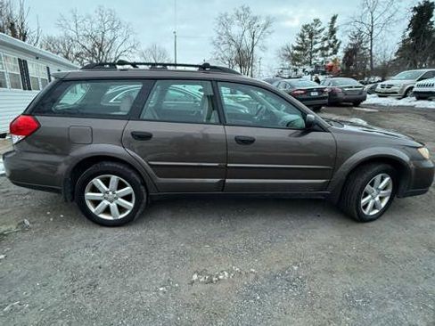 Used 2008 Subaru Outback 2.5i image 8