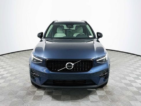 New 2026 Volvo XC40 B5 Ultra w/ Climate Package AWD/4WD image 2