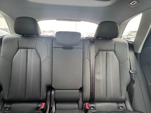 New 2025 Audi Q5 Premium Plus image 28