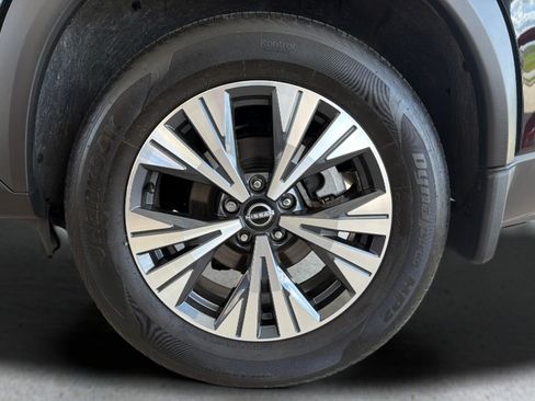 Certified 2023 Nissan Rogue SV AWD/4WD image 25