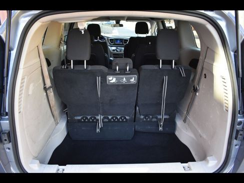 Used 2021 Chrysler Voyager LX FWD image 23