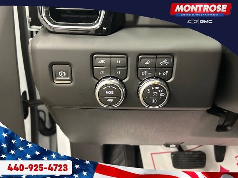 New 2026 GMC Sierra 3500 Denali w/ Denali Reserve Package image 13