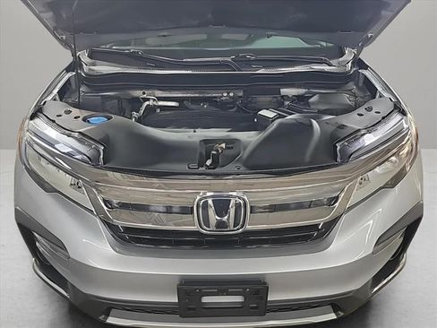 Used 2022 Honda Pilot Touring image 9