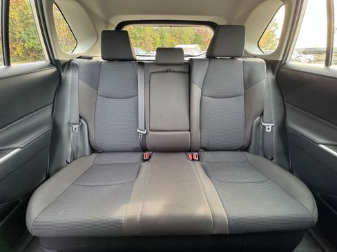 Used 2025 Toyota RAV4 LE image 33