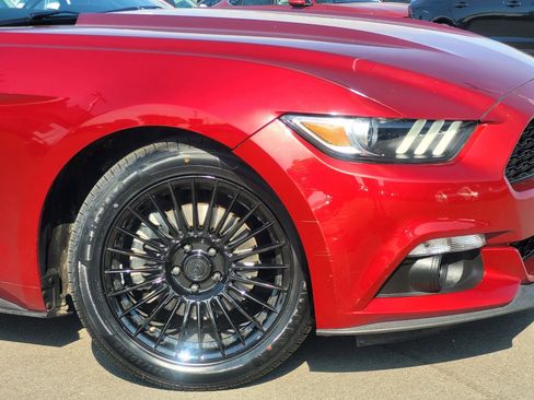 Used 2015 Ford Mustang Premium RWD image 9