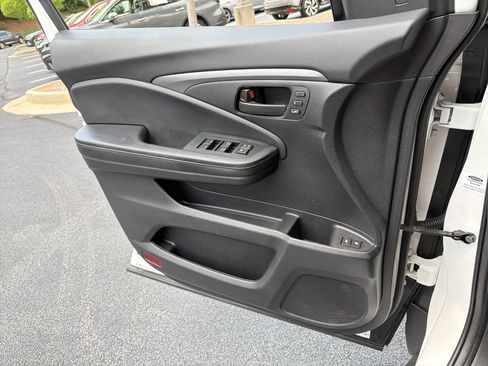 Certified 2023 Honda Passport EX-L image 15