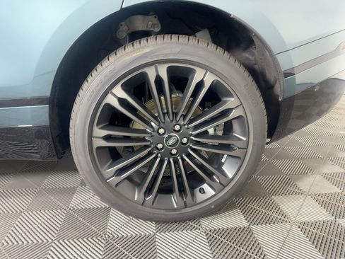 New 2026 Land Rover Range Rover Velar Dynamic SE image 12