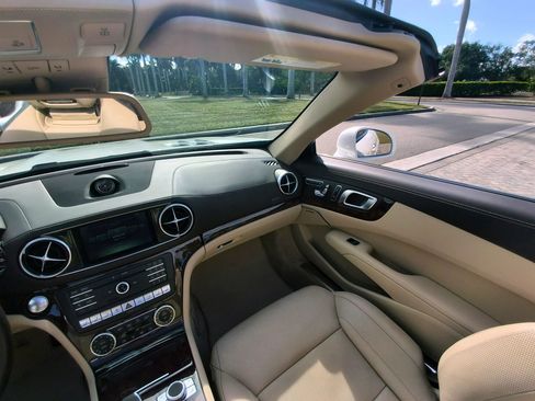 Used 2018 Mercedes-Benz SL 450 SL 450 Roadster 2D image 25