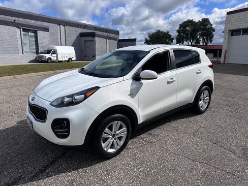 Used 2019 Kia Sportage LX image 1