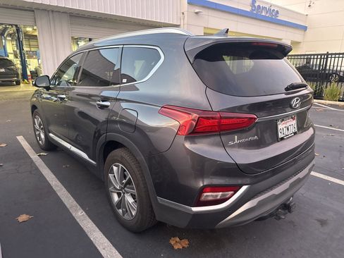Used 2020 Hyundai Santa Fe SEL w/ Convenience + Premium Package image 4