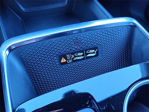 New 2026 Chevrolet Equinox LT w/ Convenience Package II image 10