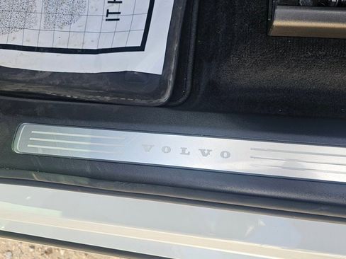 Certified 2025 Volvo XC90 T8 Plus w/ Protection Package Premier image 25