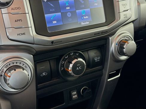 Used 2016 Toyota 4Runner SR5 image 17