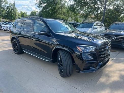 New 2026 Mercedes-Benz GLS 580 4MATIC image 1
