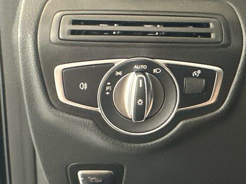 Certified 2022 Mercedes-Benz GLC 300 w/ AMG Line image 8