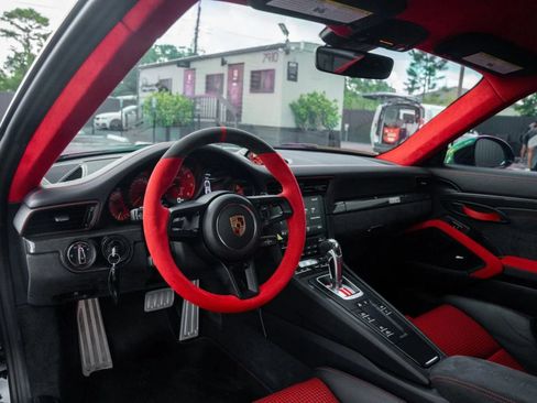 Used 2018 Porsche 911 GT2 RS RWD image 16