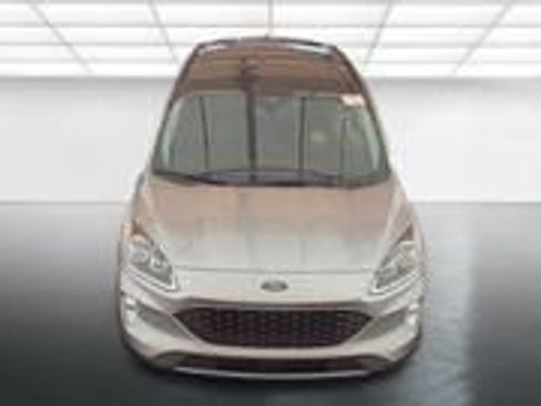 Used 2022 Ford Escape Titanium w/ Class II Trailer Tow Package AWD/4WD image 2