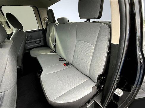 Used 2024 RAM 1500 Classic SLT image 21