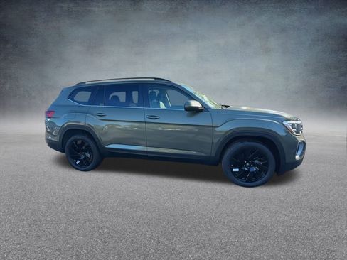 New 2026 Volkswagen Atlas SE image 25