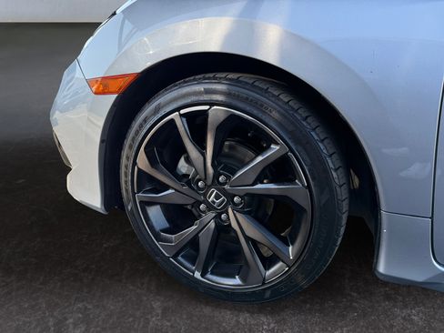 Used 2019 Honda Civic Sport image 15