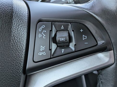 Used 2019 Chevrolet Trax LT w/ LT Convenience Package image 24