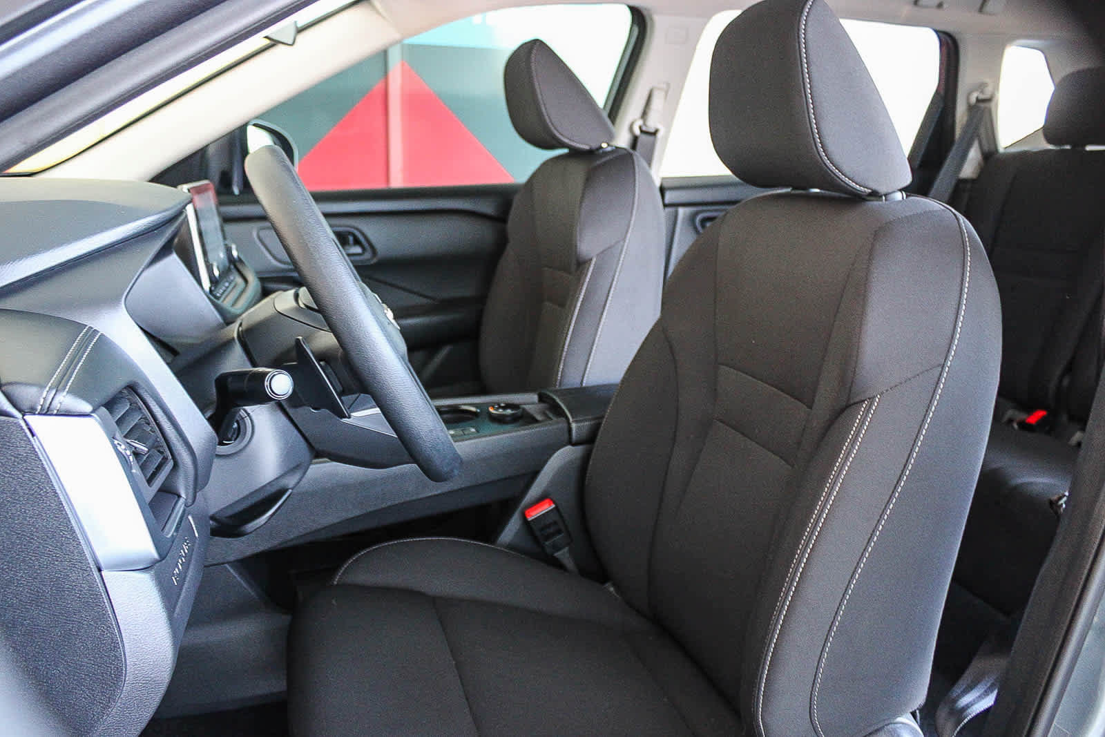 Used 2026 Nissan Rogue S AWD/4WD image 17