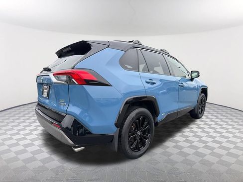 Used 2022 Toyota RAV4 XSE AWD/4WD image 5