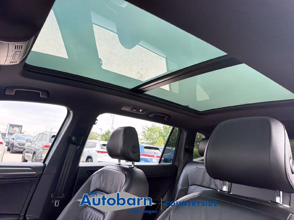 Used 2020 Volkswagen Tiguan SEL Premium R-Line AWD/4WD image 21