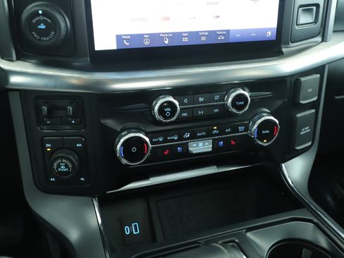 Used 2023 Ford F150 Lariat w/ Equipment Group 502A High image 18