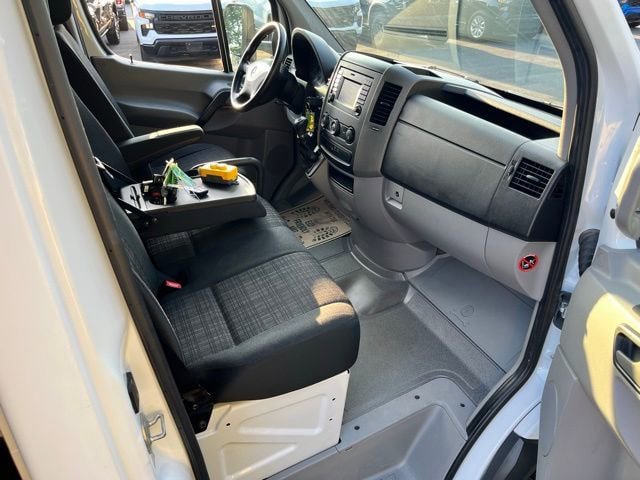 Used 2017 Mercedes-Benz Sprinter 3500 image 25