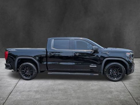 Used 2023 GMC Sierra 1500 Elevation AWD/4WD image 3