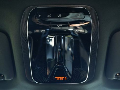 Used 2026 Mercedes-Benz GLC 300 4MATIC image 31